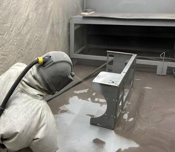 Zandstralen voor particulier en industrieel beschikbaar voor biedingen