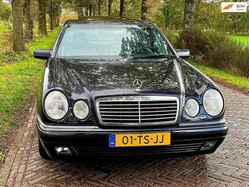 Mercedes-Benz E-klasse 200 Avantgarde Sedan ( 1e Eigenaar ) beschikbaar voor biedingen