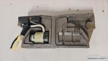PSE Centrale deurvergrendelingspomp A klasse W168 A168800034 beschikbaar voor biedingen
