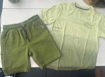 Zomerpakket jongen 116-128 beschikbaar voor biedingen