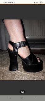 Plateau schoenen, Ophalen of Verzenden, Zo goed als nieuw, Zwart, Sneakers of Gympen