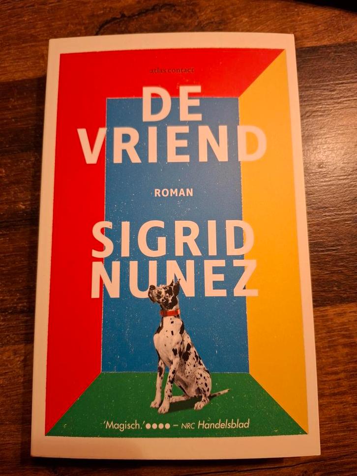 De Vriend - Sigrid Nunez, Boeken, Humor, Zo goed als nieuw, Verhalen, Ophalen of Verzenden