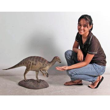 Hypsilophodont – Dinosaurus beeld Lengte 202 cm beschikbaar voor biedingen