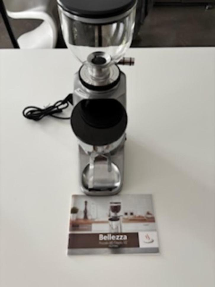 Bellezza Piccola 60 Titanio Bonenmolen Aluminium, Witgoed en Apparatuur, Koffiemachine-accessoires, Gebruikt, Ophalen of Verzenden