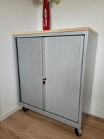 Archiefkast met schuifdeuren, slot en wielen, Huis en Inrichting, Kasten | Roldeurkasten en Archiefkasten, Ophalen, 100 tot 150 cm