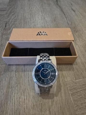 Ava Oslo Dameshorloge met kristallen. Nieuw in plastic! beschikbaar voor biedingen