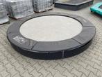 Showmodel Trampoline Akrobat 305 cm Flat to the ground, Ophalen, Zo goed als nieuw