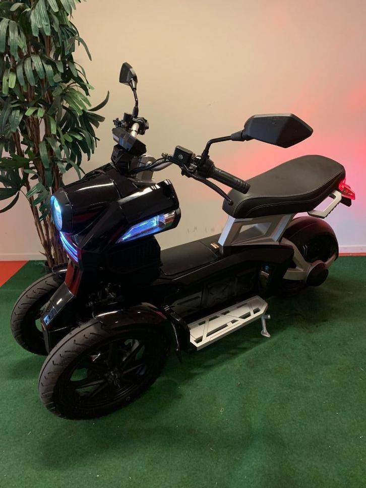 DOOHAN I TANK MET 2X ACCU 45KM NU 2395,= RIJKLAAR, Fietsen en Brommers, Scooters | Piaggio, Zo goed als nieuw, Overige modellen