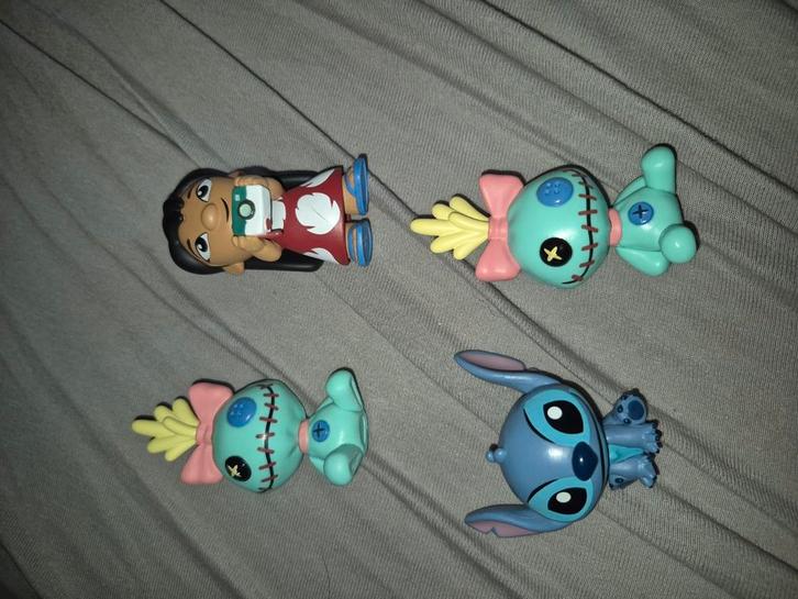 Stitch Merchandise deel 3 + Stitch cadeaupapier/inpakpapier, Verzamelen, Disney, Nieuw, Overige typen, Overige figuren, Ophalen of Verzenden