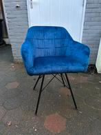 Blauwe velourse stoel, Huis en Inrichting, Stoelen, Ophalen, Zo goed als nieuw, Blauw, Eén