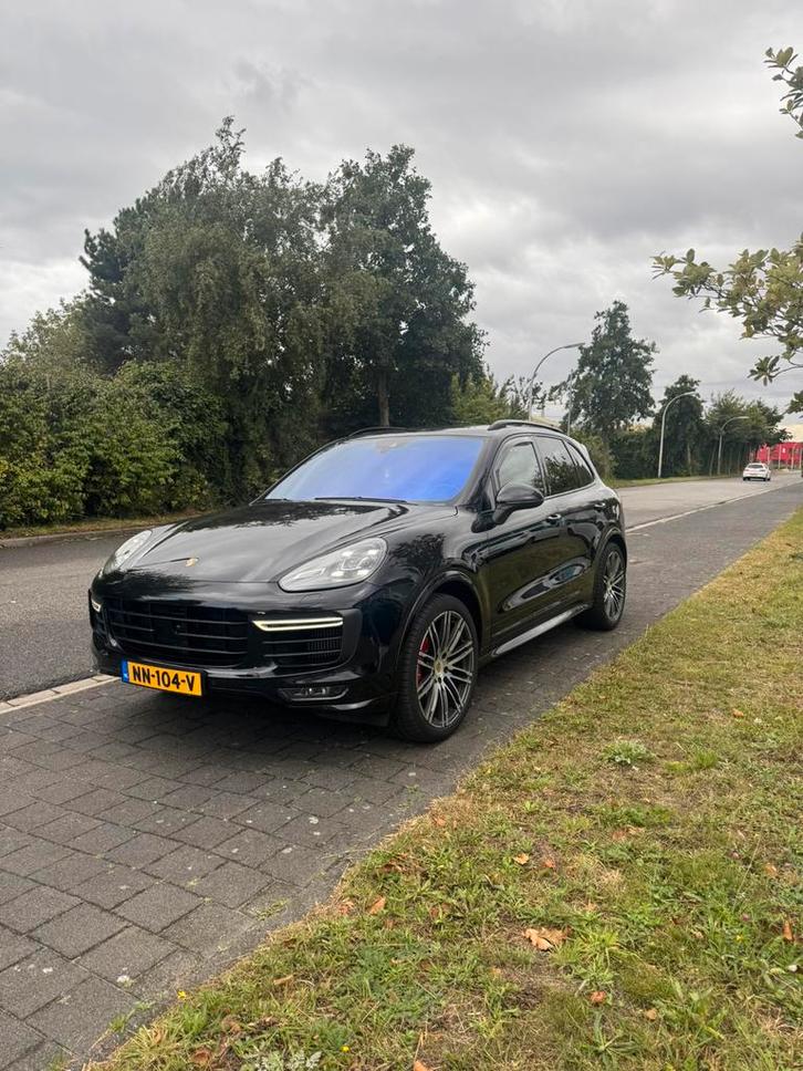 Porsche Cayenne GTS 3.6 V6 440pk Tiptronic S 2015 Zwart, Auto's, Porsche, Bedrijf, Cayenne, 4x4, ABS, Achteruitrijcamera, Adaptieve lichten