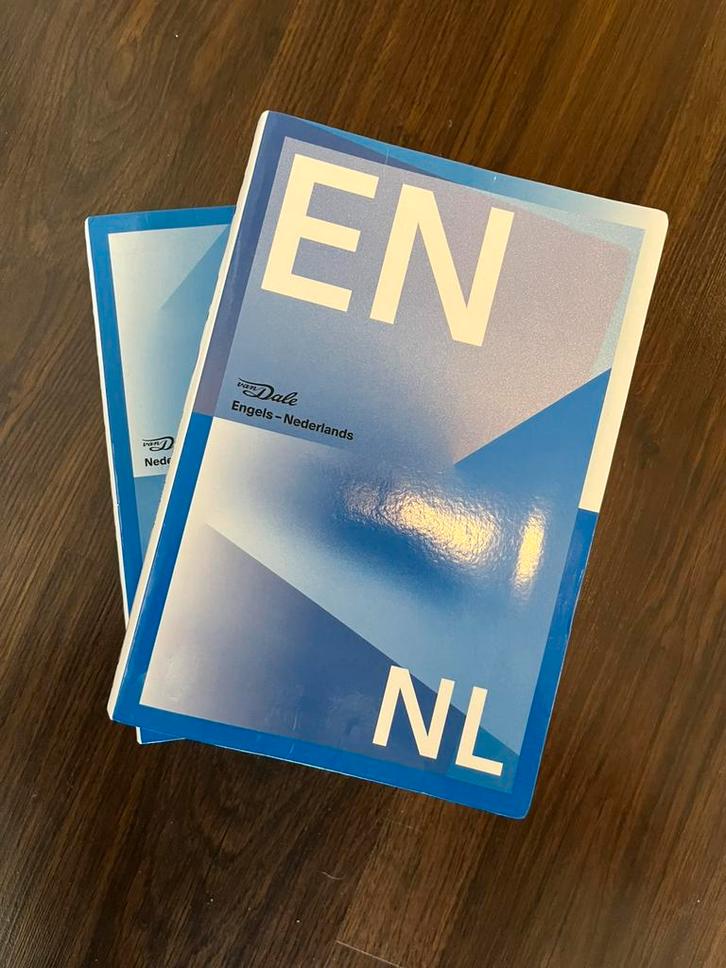 Van Dale groot woordenboek voor school (NL-EN / EN-NL), Boeken, Woordenboeken, Zo goed als nieuw, Van Dale, Ophalen of Verzenden