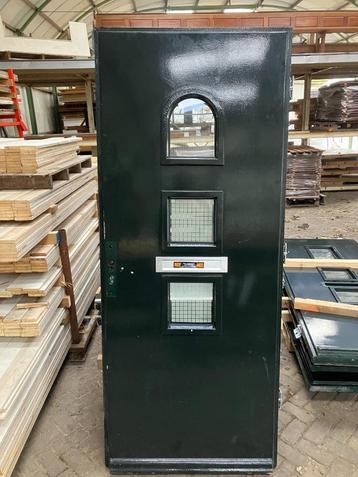 Buitendeur voordeur deur 208-210,5 x 87 - 87,5 ( 138 ) beschikbaar voor biedingen