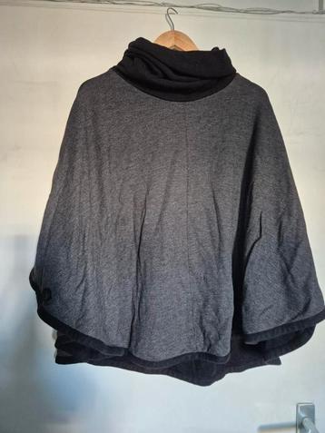 Dames Poncho mt M CYELL beschikbaar voor biedingen