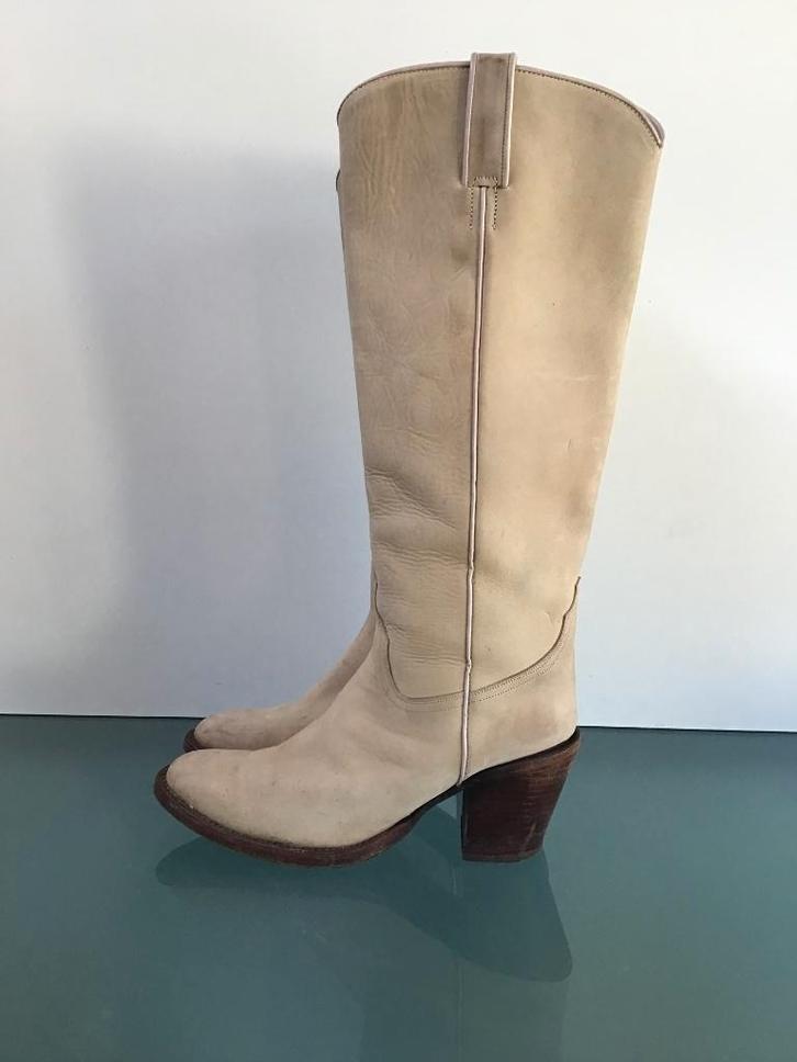 GRATIS VERZENDEN | TONY MORA Bohemian beige laarzen 37, Kleding | Dames, Schoenen, Zo goed als nieuw, Hoge laarzen, Beige, Verzenden
