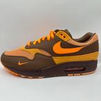 Nike Air Max 1 King’s Day (maat 44), Bruin, Nieuw, Ophalen of Verzenden, Sneakers of Gympen