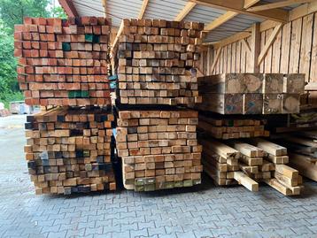 Palen Oregon pine grenen douglas 90x90 of 120x90 beschikbaar voor biedingen