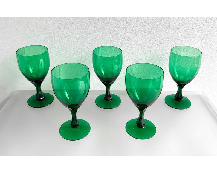 5 ZELDZAME GROENE 60s ORREFORS CORONATION WIJNGLAZEN KRISTAL, Huis en Inrichting, Keuken | Servies, Zo goed als nieuw, Glas of Glazen