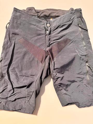 Endura zwarte MTB-short maat S beschikbaar voor biedingen