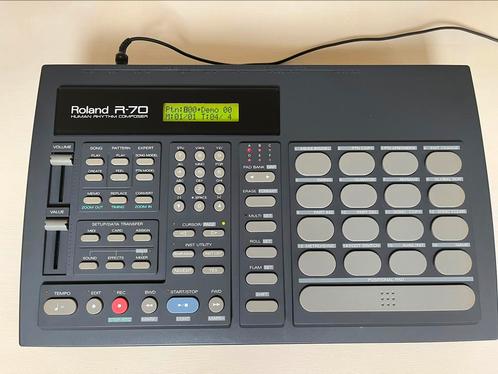 Roland R-70 + 2x M-256E Geheugenkaarten, Muziek en Instrumenten, Drumcomputers, Gebruikt, Roland, Ophalen of Verzenden