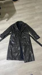 Zwarte nep leren trench coat van de Stradivarius, maatje S, Zwart, Ophalen of Verzenden, Zo goed als nieuw, Maat 36 (S)