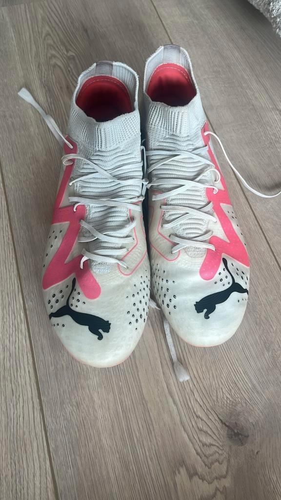 Puma Voetbalschoenen maat 40,5 – Goede staat – €35, Sport en Fitness, Voetbal, Zo goed als nieuw, Schoenen, Maat XS of kleiner