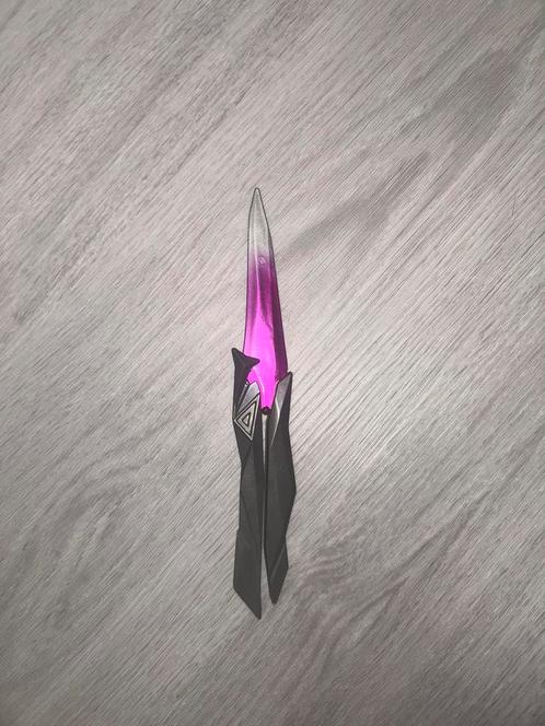 Valorant Singularity Butterfly Knife Speelgoed/Cosplay, Hobby en Vrije tijd, Kostuums, Theaterbenodigdheden en LARP, Nieuw, Accessoires