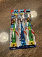 Brandweerman Sam Tandenborstels - 3 stuks, Sieraden, Tassen en Uiterlijk, Uiterlijk | Mondverzorging, Ophalen of Verzenden, Nieuw
