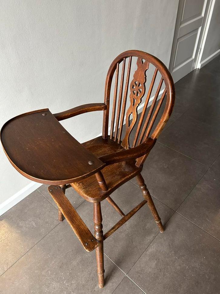 Antiek Kinderstoeltje - Blad Afschroefbaar, Kinderen en Baby's, Kinderstoelen, Gebruikt, Overige typen, Afneembaar eetblad, Ophalen