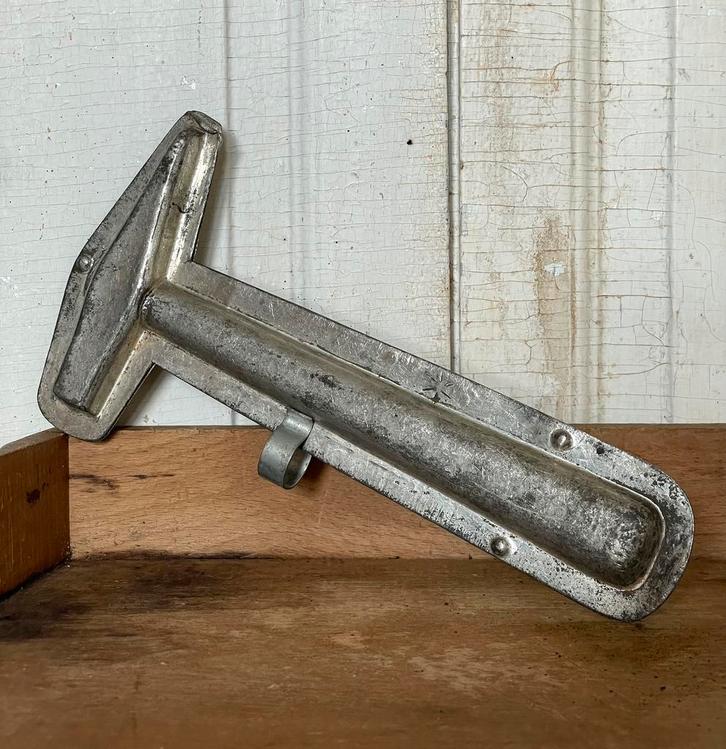 Brocante oude chocoladevorm / chocolademal Hamer, Antiek en Kunst, Curiosa en Brocante, Ophalen of Verzenden