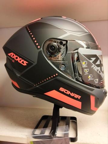 Nieuwe helm maat S en M op voorraad  beschikbaar voor biedingen