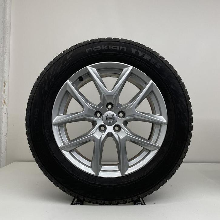 Volvo XC60 - 18 inch - winterbanden, Auto-onderdelen, Banden en Velgen, Banden en Velgen, Winterbanden, 18 inch, 235 mm, Personenwagen