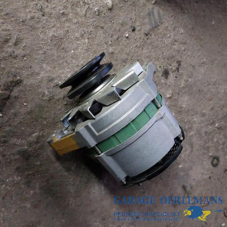 diversen nieuwe dynamo's oude peugeot's, Auto-onderdelen, Motor en Toebehoren, Peugeot, Gebruikt, ARN erkend, Ophalen of Verzenden