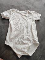 Witte romper maat 98/104 korte mouw, Ophalen of Verzenden, Zo goed als nieuw, Jongen of Meisje, Nacht- of Onderkleding