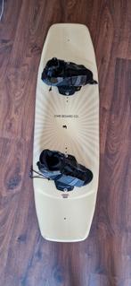 Wakeboard CWB Board Co. met schoenen, Watersport en Boten, Wakeboarden, Ophalen, Gebruikt, Board en Schoenen