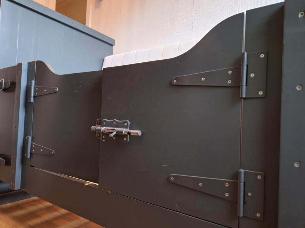 Peuterbed (kistje), Gebruikt, 50 tot 70 cm, 105 cm of meer, Ophalen of Verzenden