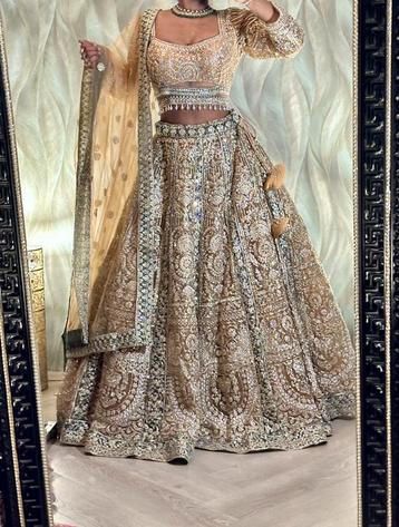 Uitzoeken Exclusieve Lehenga’s 225 Indiase kleding Bollywood beschikbaar voor biedingen