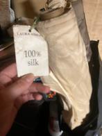100% silk, laura ashley, stoffen en lappen., Hobby en Vrije tijd, Stoffen en Lappen, Ophalen, 120 cm of meer, 200 cm of meer, Zo goed als nieuw