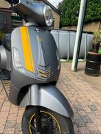 Gts toscana scooter project, Fietsen en Brommers, Ophalen, Zo goed als nieuw