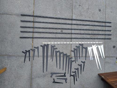 34 plankdragers Bohnacker en 6 railsysteem rails planken, Huis en Inrichting, Woonaccessoires | Wandplanken en Boekenplanken, Gebruikt