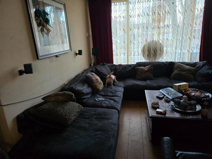 Bruin leren hoekbank, Huizen en Kamers, Kamers te huur