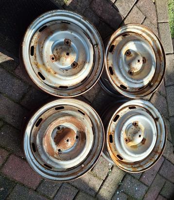 4 velgen voor Peugeot 204/304 beschikbaar voor biedingen