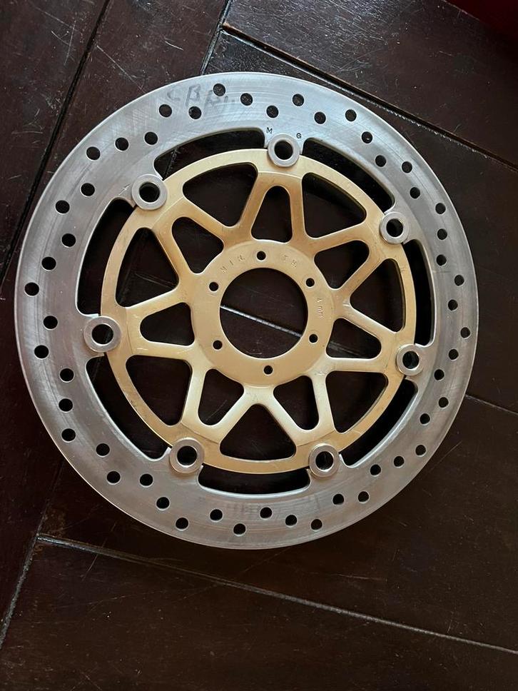 Honda Blackbird remschijf rechts nieuw, Motoren, Onderdelen | Honda, Nieuw, Ophalen of Verzenden