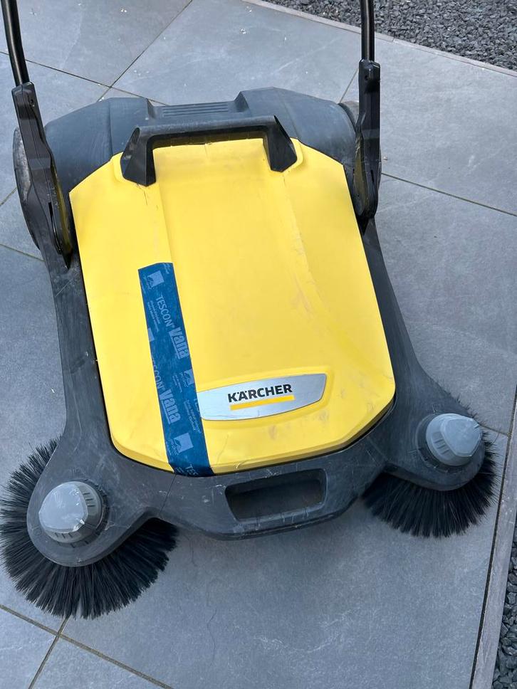 Kärcher Veegmachine - Handig voor Buiten!, Tuin en Terras, Veegmachines, Gebruikt, Ophalen