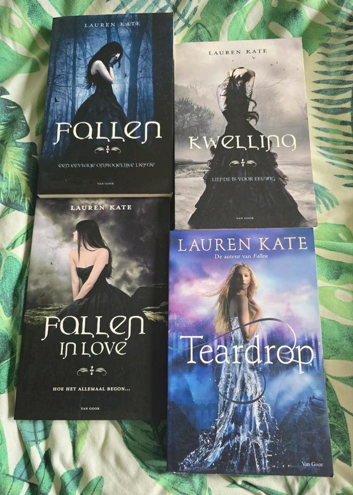 Lauren Kate Fallen + Kwelling + Fallen in Love + Teardrop NL, Boeken, Fantasy, Ophalen of Verzenden
