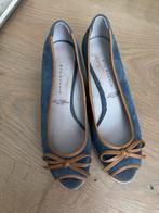 Dames schoen sleehak maat 38, Kleding | Dames, Schoenen, Ophalen of Verzenden, Zo goed als nieuw, Zwart, Sneakers of Gympen