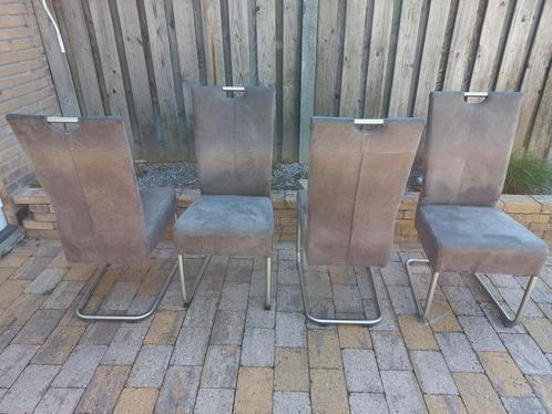 4 gave Eetkamerstoelen grijs / bruin microleder, Huis en Inrichting, Stoelen, Zo goed als nieuw, Bruin, Ophalen