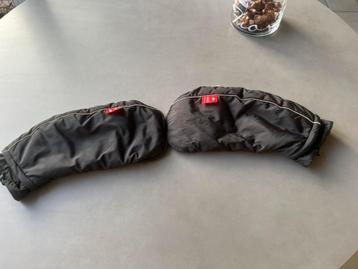 Nieuwe zwarte Wobs handmoffen beschikbaar voor biedingen