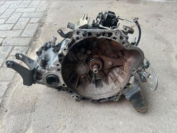 Toyota Celica T23 1ZZ Versnellingsbak, lage KM’s beschikbaar voor biedingen