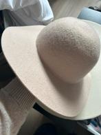 Poederroze hoed H&M, Kleding | Dames, Hoeden en Petten, One size fits all, Ophalen of Verzenden, Hoed, Zo goed als nieuw